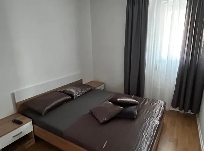 As Mlinka Apartamento *