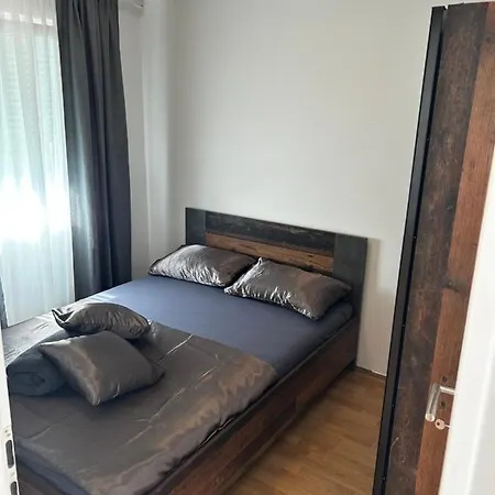 As Mlinka Apartman Vir