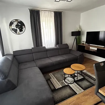 As Mlinka Apartman *